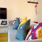 2 Zimmer City Apartment mit Terrasse und Tiefgaragenstellplatz in Zentrum von Leipzig