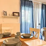2 Zimmer City Apartment mit Terrasse und Tiefgaragenstellplatz in Zentrum von Leipzig
